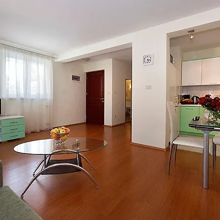 Veli Maj 1446 Apartament Poreč
